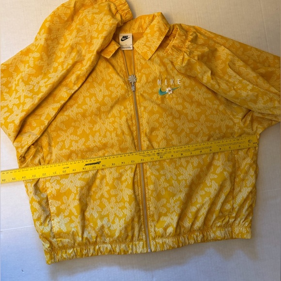 Nike Sports Daisy Woven Yellow Floral Houndstooth windbreaker Jacket Sz-L. DD5 - Picture 16 of 16